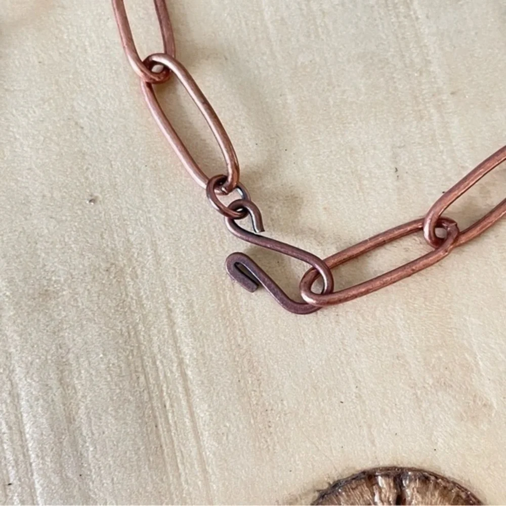Handmade Necklace Copper Wrapped Agate Cream Yellow Pendant Paperclip Chain - Picture 6 of 7